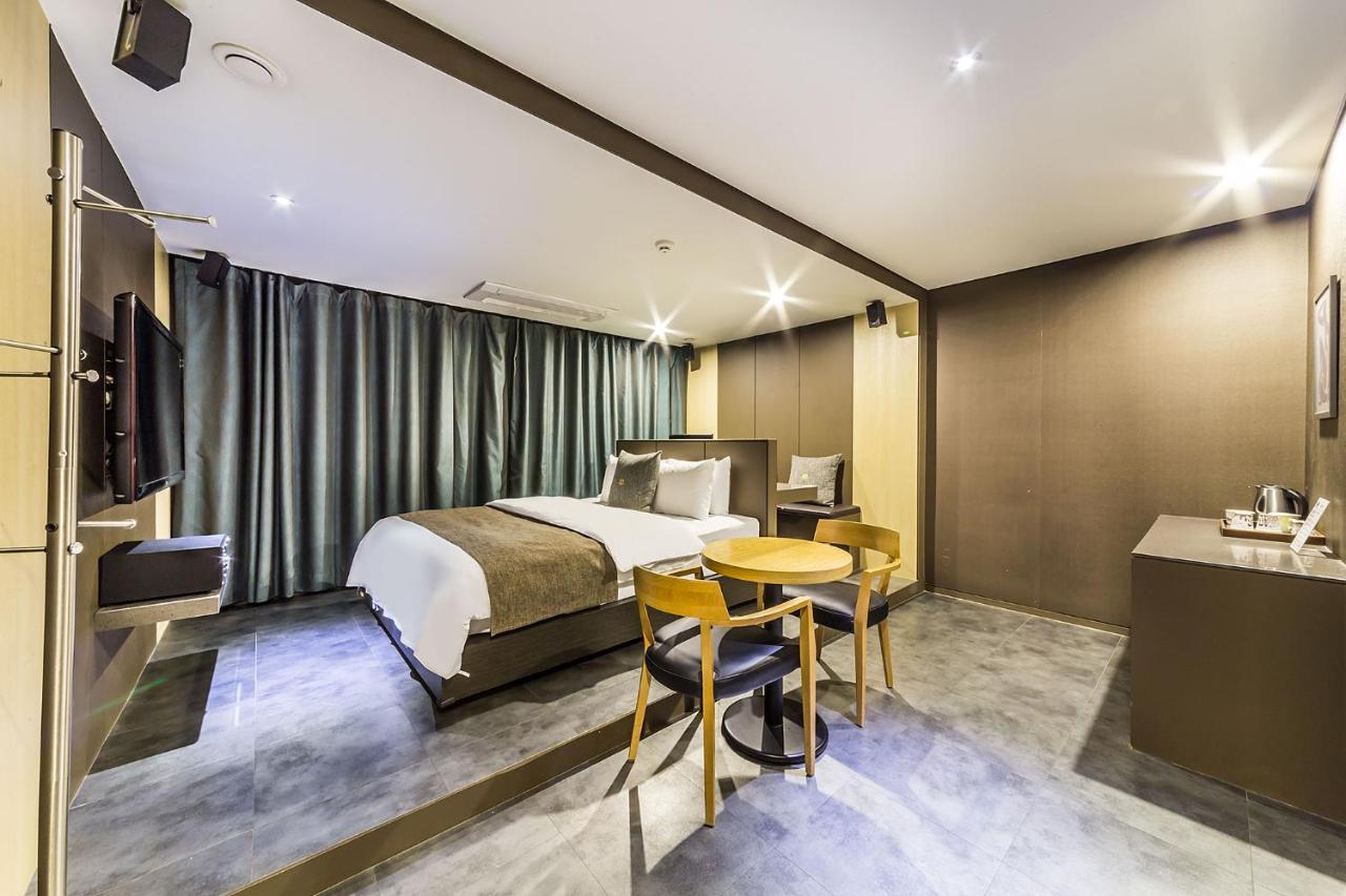 Jbis Hotel Uijeongbu Bagian luar foto
