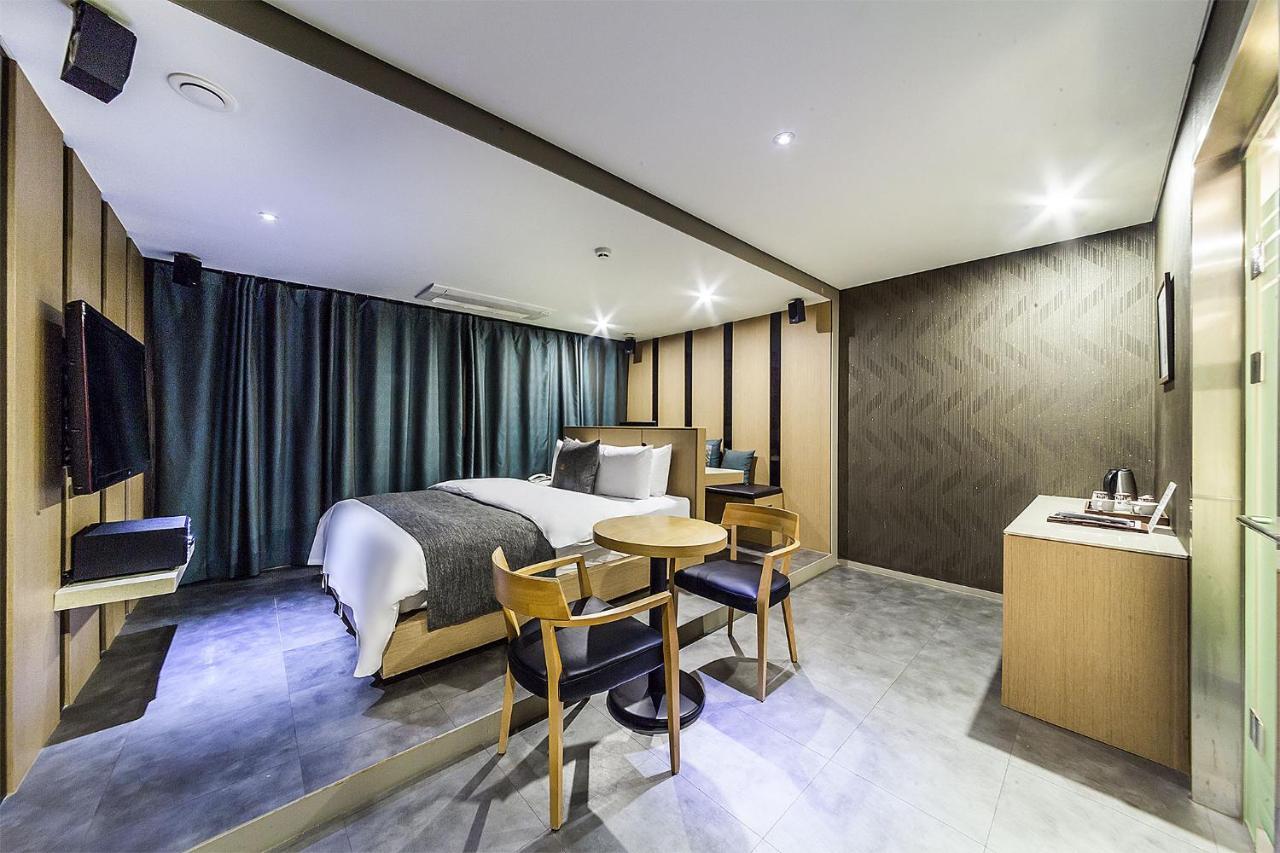 Jbis Hotel Uijeongbu Bagian luar foto