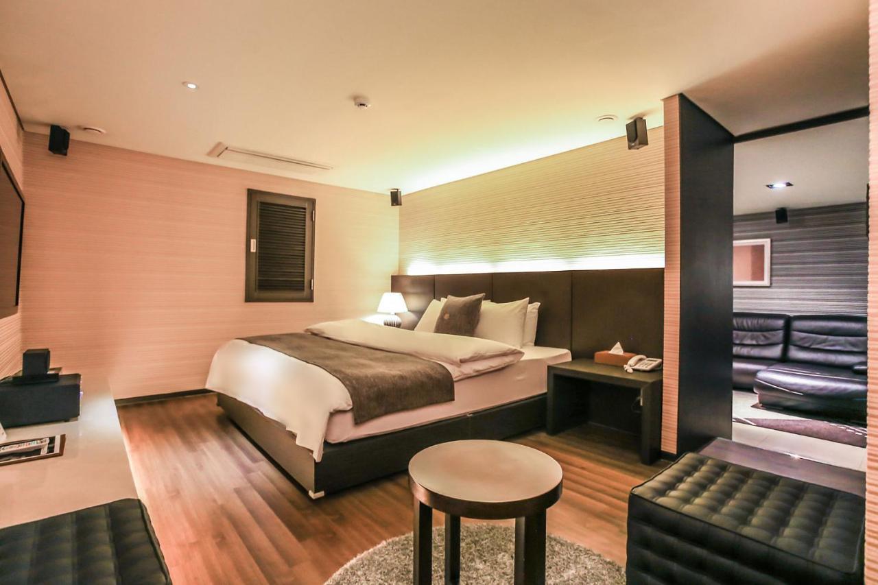 Jbis Hotel Uijeongbu Bagian luar foto
