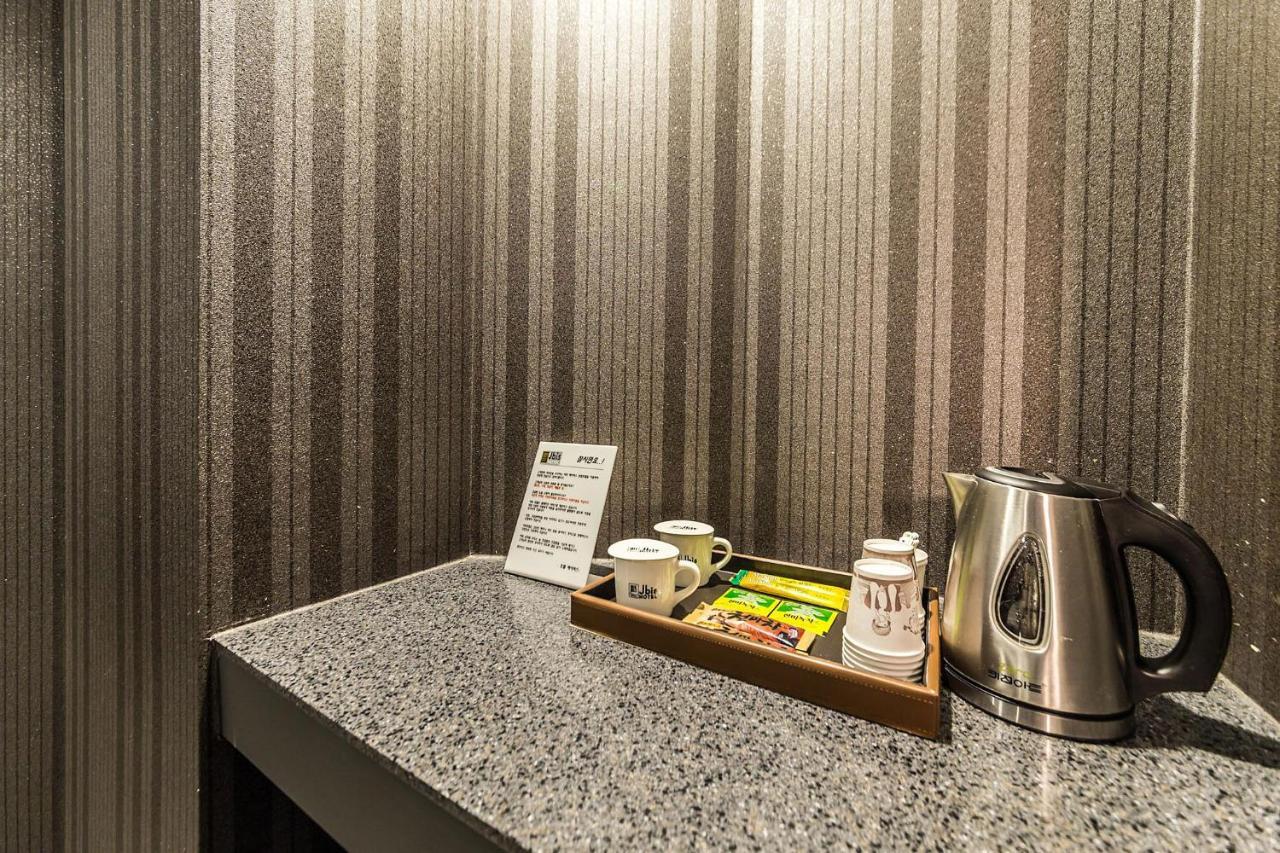 Jbis Hotel Uijeongbu Bagian luar foto
