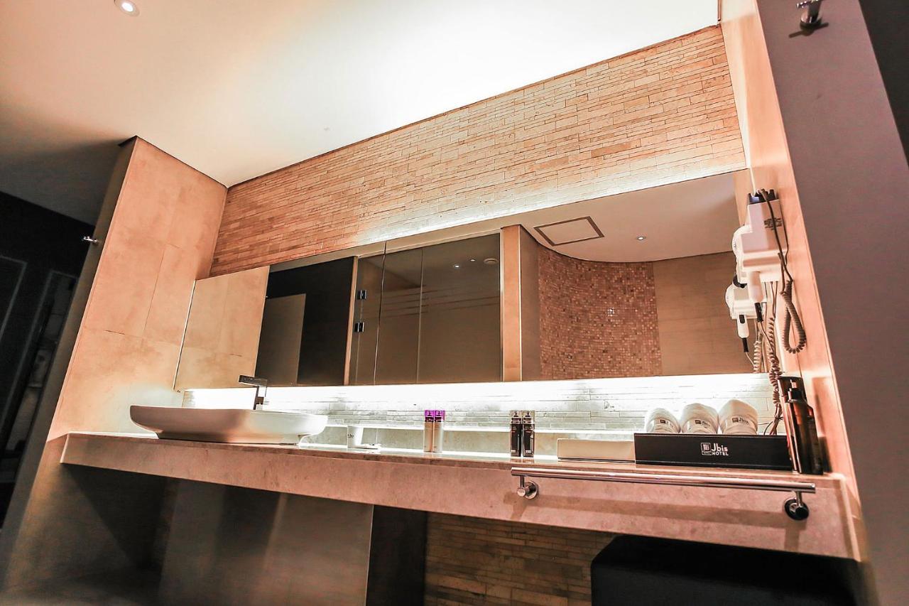 Jbis Hotel Uijeongbu Bagian luar foto