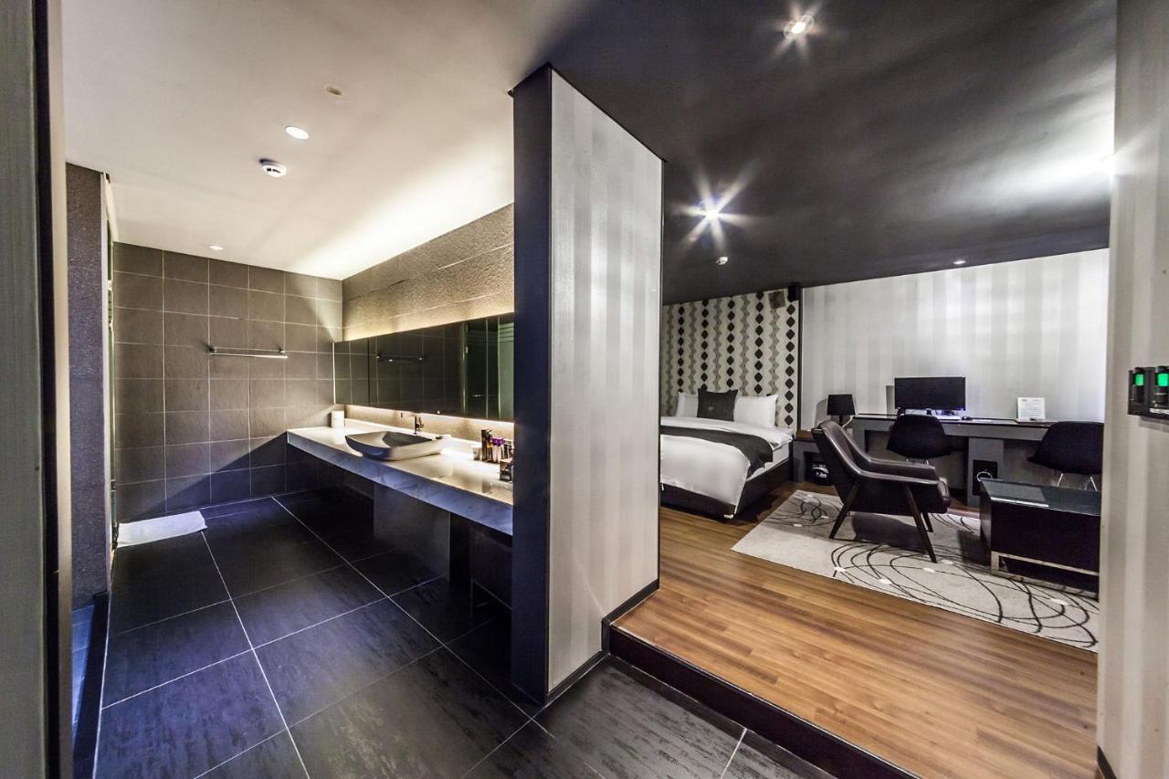 Jbis Hotel Uijeongbu Bagian luar foto