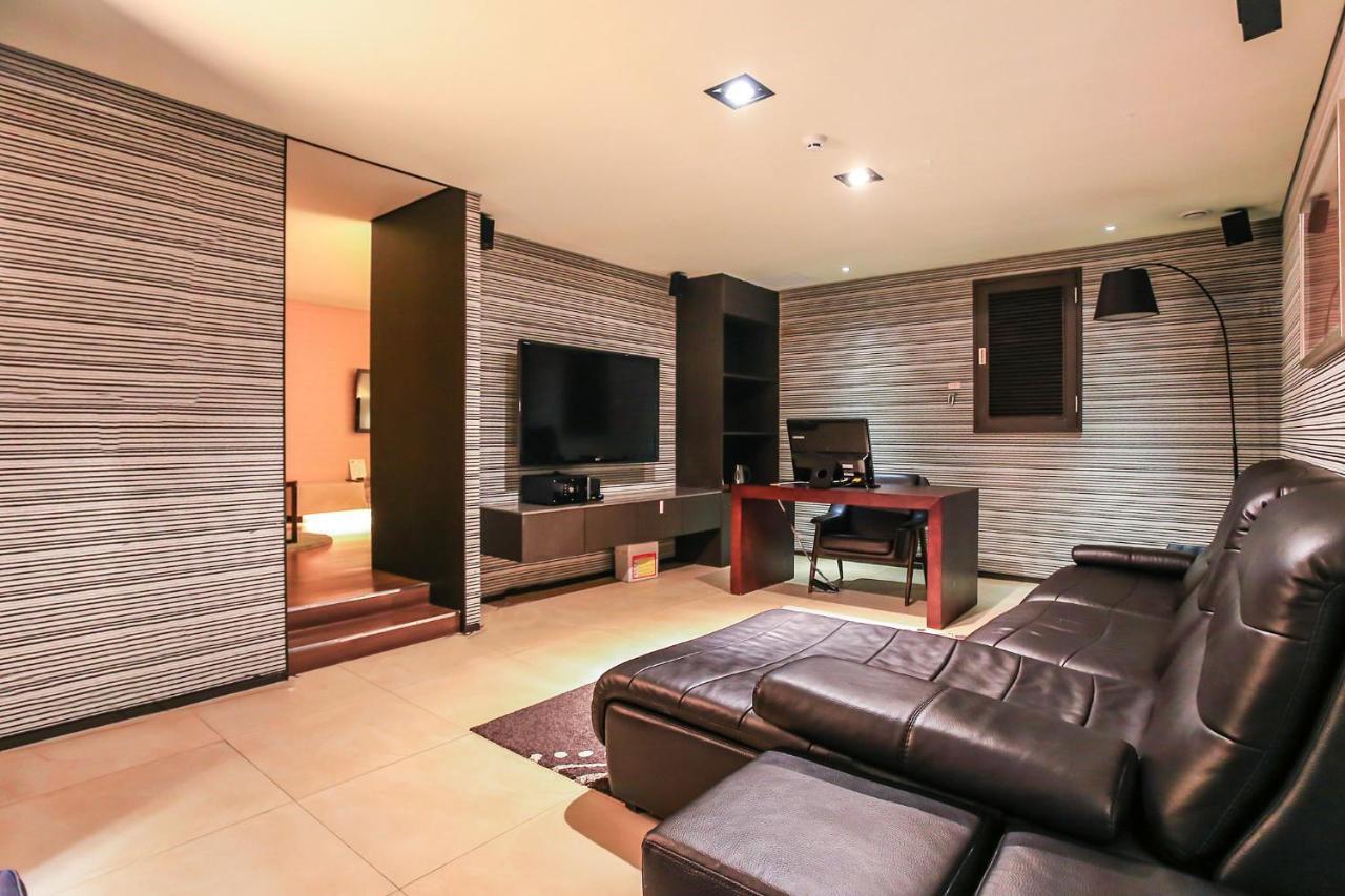 Jbis Hotel Uijeongbu Bagian luar foto